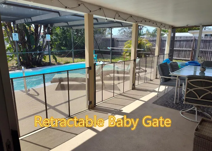 Heated & Screened In Pool